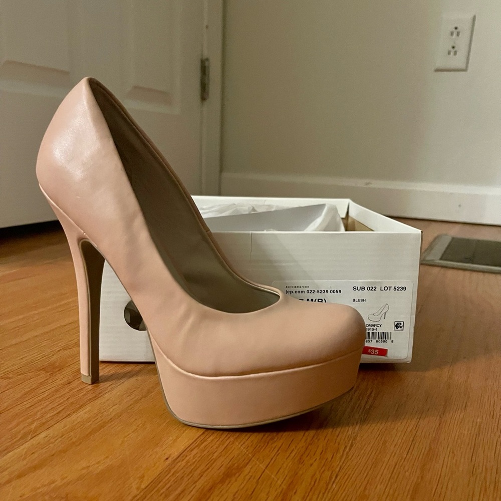 Brand new blush color heels